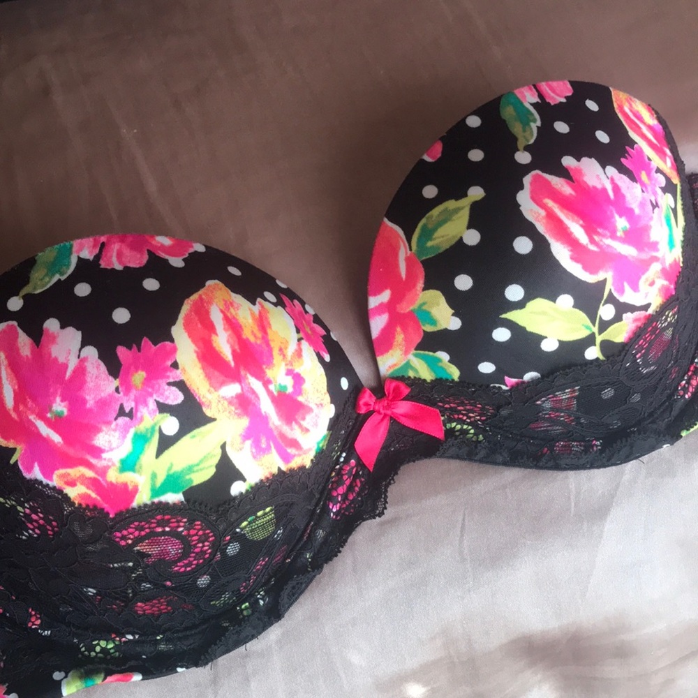 Very sexy strapless